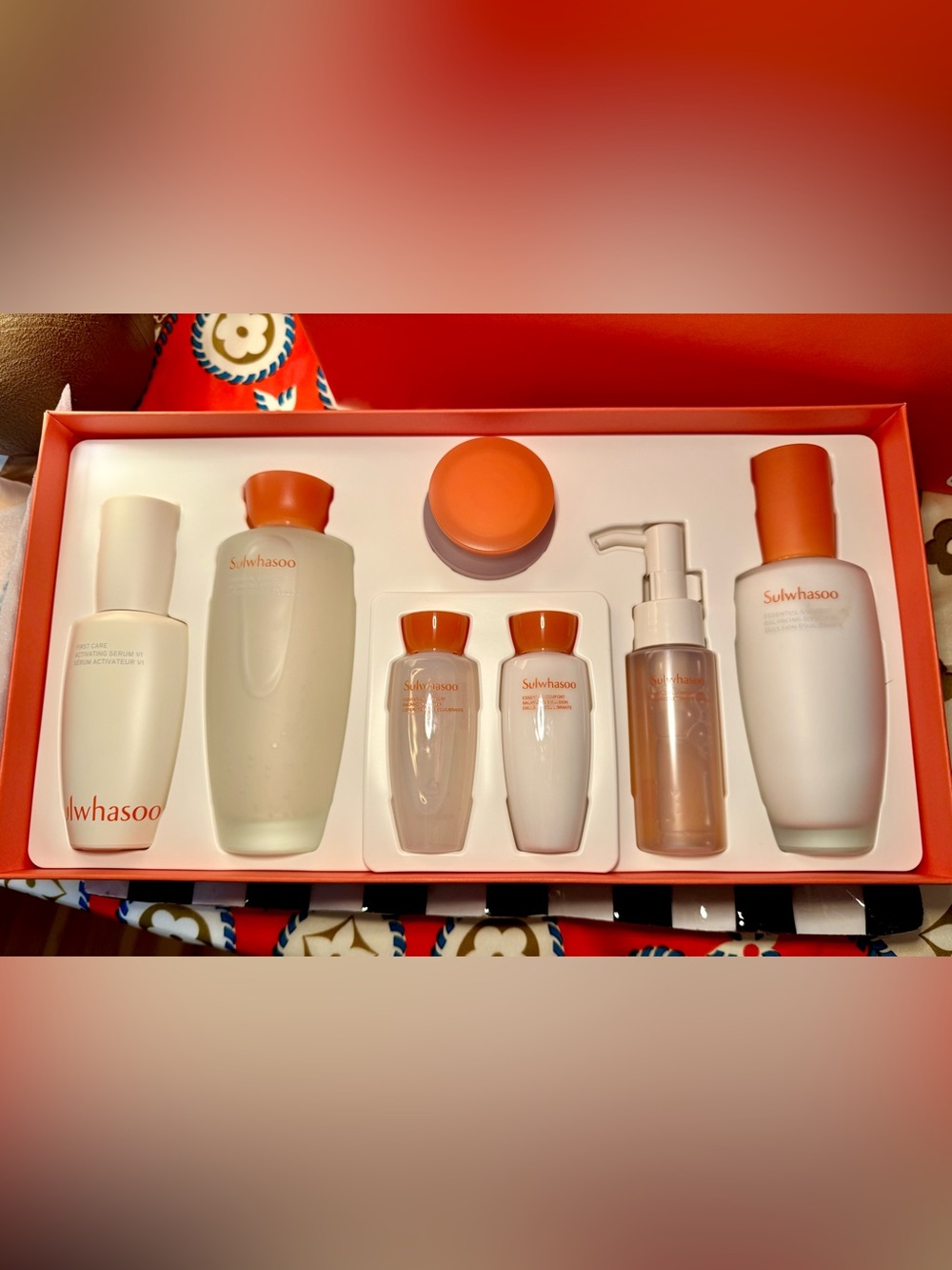Sulwhasoo Women’s Skincare Gift Set — Orange ($179 Retail)